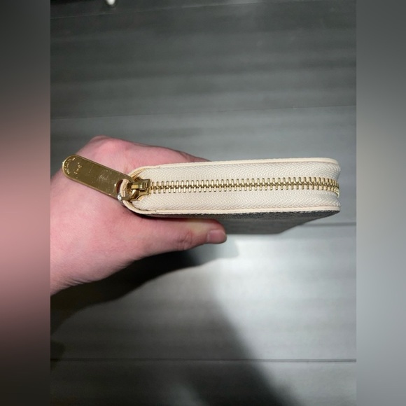 Louis Vuitton Damier Azur Zippy Wallet | Box + Dustbag | COA - Picture 7 of 10